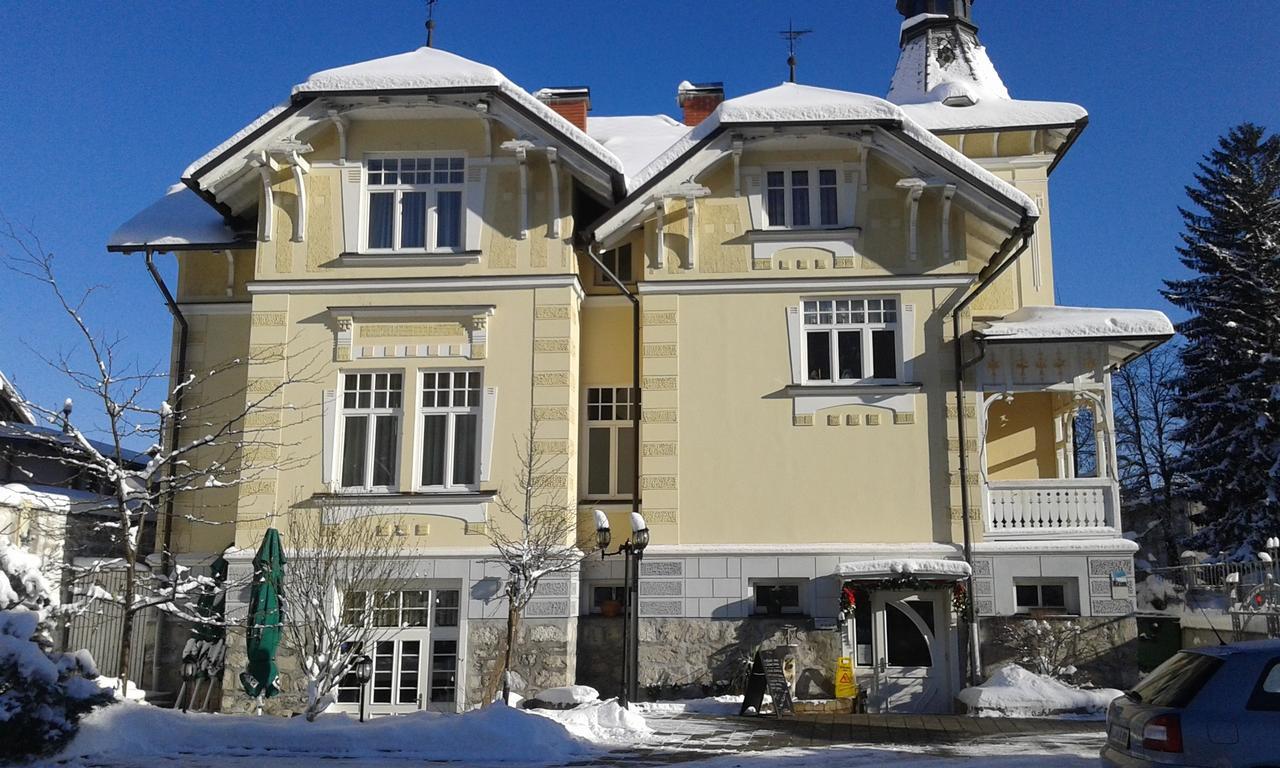 Guest House Veronika Kocevje Esterno foto