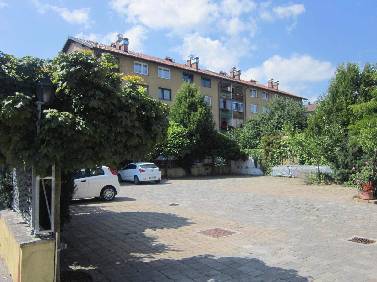Guest House Veronika Kocevje Esterno foto
